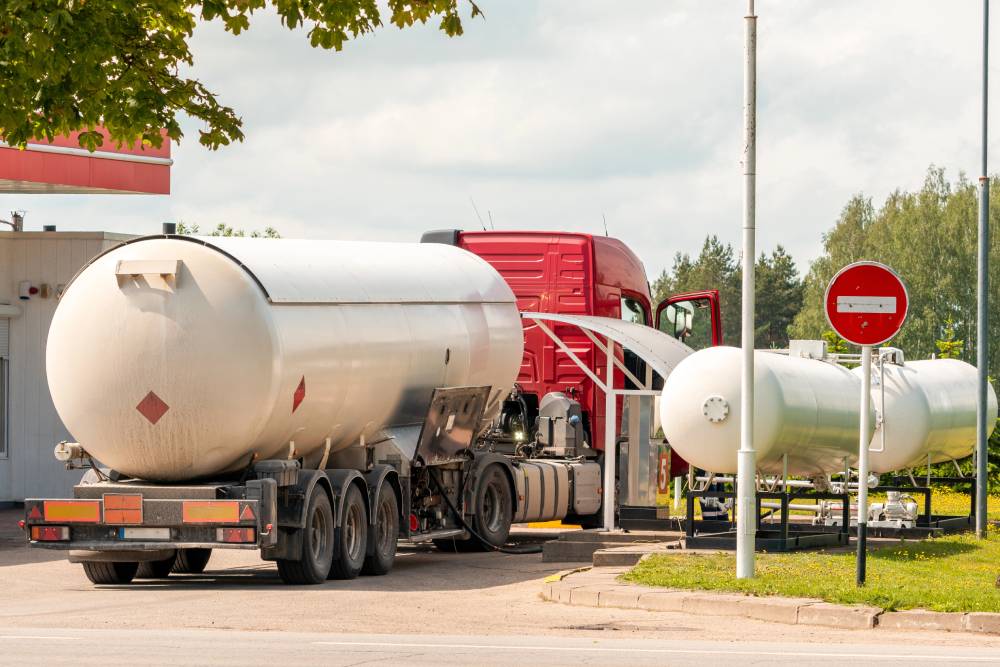 The Convenience Of Residential Fuel Delivery Services